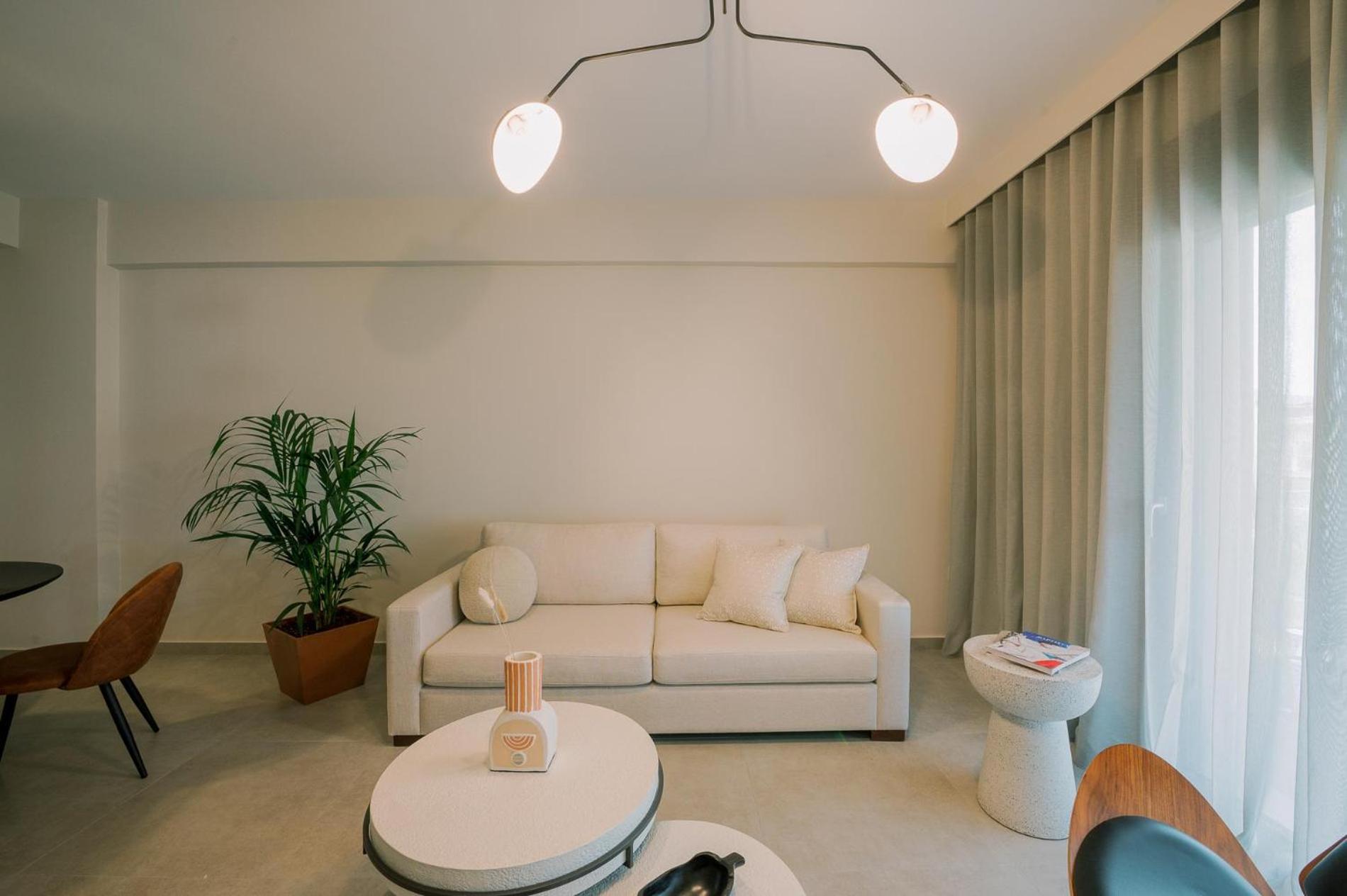 Hama Luxury Seaside Apartments Corinth Exterior photo